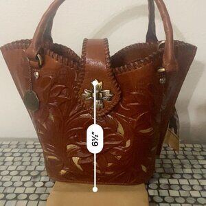 DEFINITELY A STATEMENT * Small Designer Embroidered Bucket Back